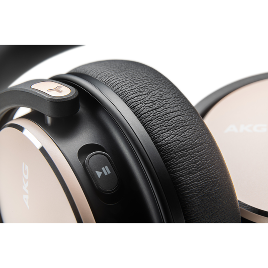 AKG Y600NC WIRELESS - Beige - Wireless over-ear NC headphones - Detailshot 1 image number null